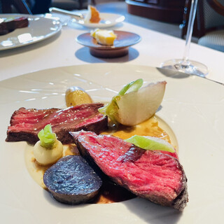 レストラン ヴァリエ