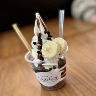 ミルク&パフェ よつ葉ホワイトコージ 新千歳空港店