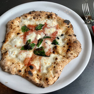 ダ ジェンナーロ