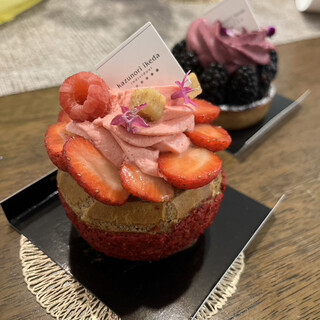 カズノリ イケダ アンディヴィデュエル エスパル仙台店