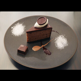 ショコラティエ パレ ド オール 東京