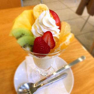 フルーツパーラーゴトー