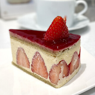 ラ・プレシューズ 四谷店