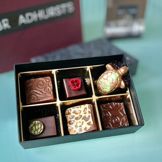 ティカール　バイ　カカオマス