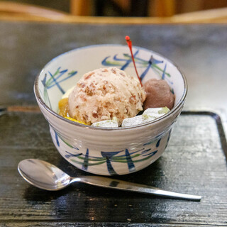 甘味処 みつばち 本店