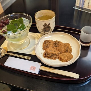 大極殿本舗 六角店