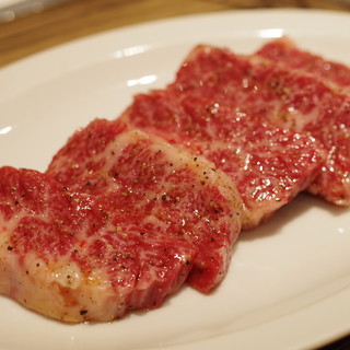 焼肉 ジャンボ 本郷店
