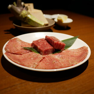 焼肉うしごろ 表参道店