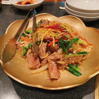 チョンギワ 本館