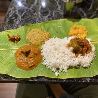 スリマンガラムA/C 祖師ヶ谷大蔵店