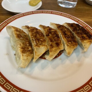 亀戸ぎょうざ 両国支店