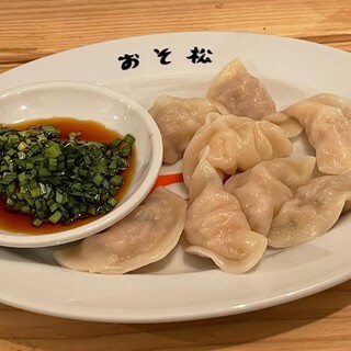 餃子 おそ松 六本松