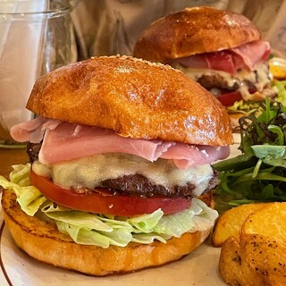 クリッターズバーガー