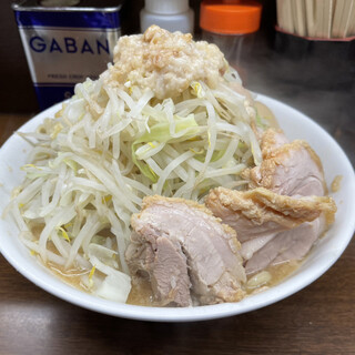 ラーメン二郎 横浜関内店