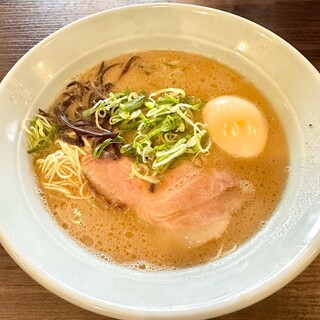 博多とんこつ 真咲雄