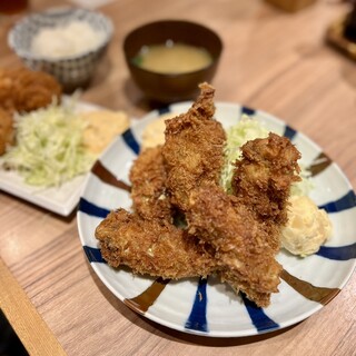 とんかつ小田保 場内店