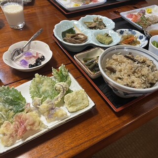 いろり　じねん