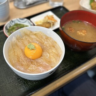 魚まる食堂