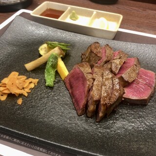 ステーキ&グリル OKAKI 守山店