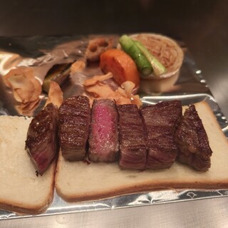 ビフテキのカワムラ 三宮本店