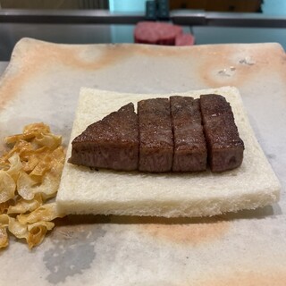 鉄板焼き ふかみ