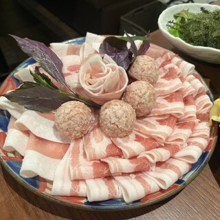 純血統金武アグーしゃぶしゃぶ金武 本店