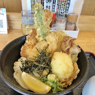 麺くい やまちゃん