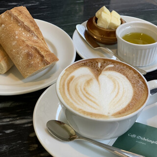 カフェ・ミケランジェロ