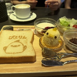 ぴよりんSTATION Cafe gentiane JR名古屋駅店