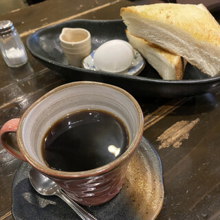 Cafe 婆沙羅 かえる堂