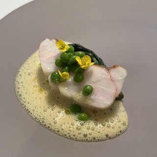 Installation Table ENSO L'asymetrie du calme