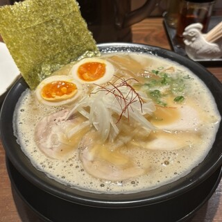 RAMEN 風見鶏 本店
