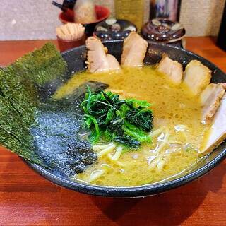 横浜家系らーめん 天王家 寒川総本店