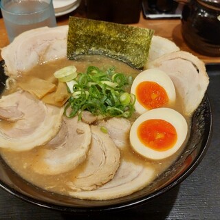 らーめん 与七 堅田店