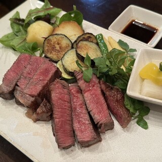 ステーキ＆ワイン　神房