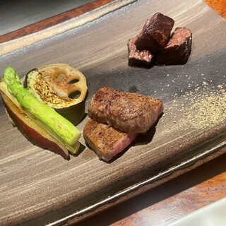 鉄板焼　利花苑