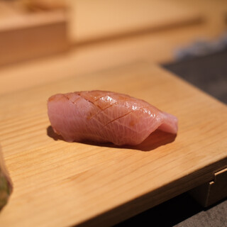 立ち喰い鮨 人人