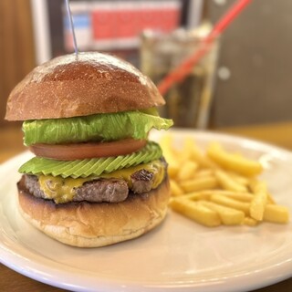 CANNONBALL DINER