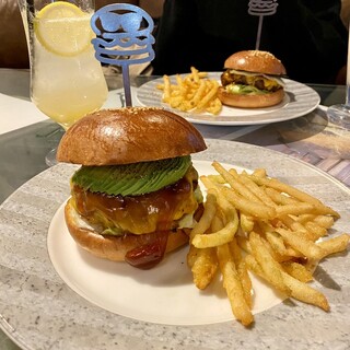 tbz 覚王山本店