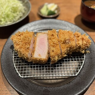 とんかつ ここまでやるか。