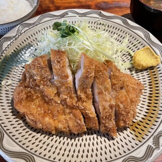 味のかつえだ